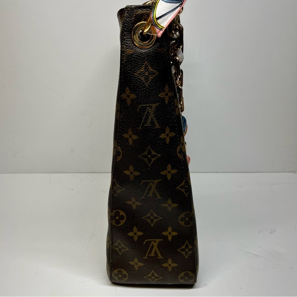 Absolutely stunning Louis Vuitton monogram looping bag GM discontinued - Picture 8 of 12